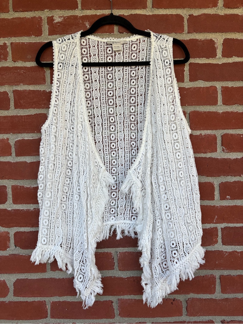 Ariat Boho Crochet Fringe Vest - White